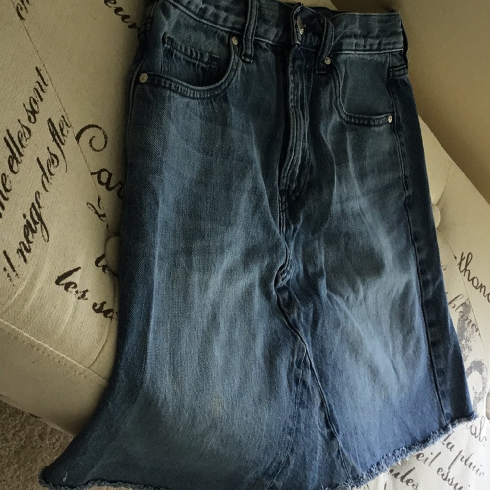GAP1969 mini jean skirt...